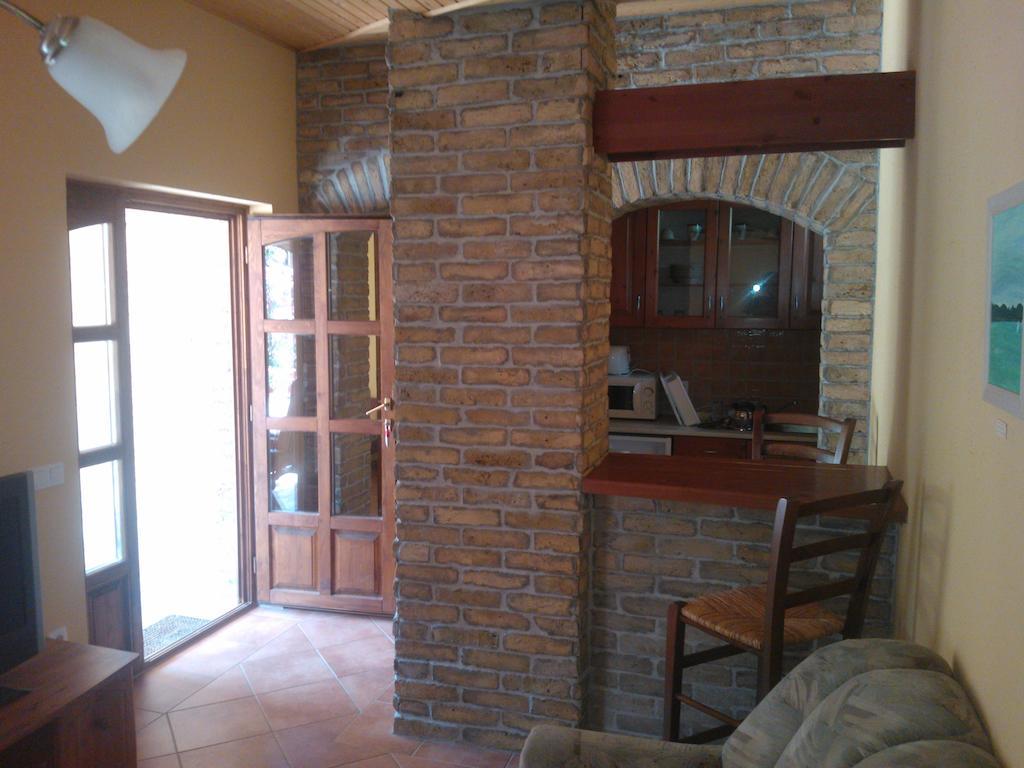 Mediterran Apartmanhaz Szántód Exterior foto