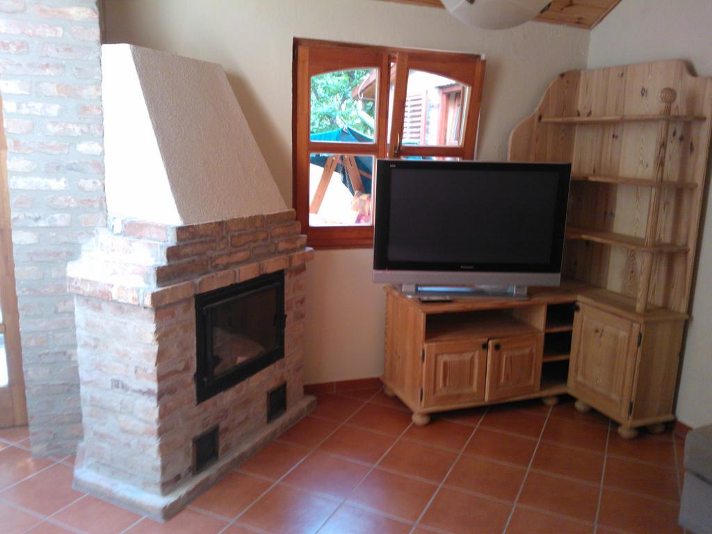 Mediterran Apartmanhaz Szántód Exterior foto