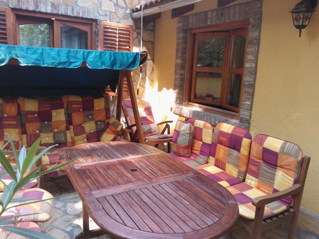 Mediterran Apartmanhaz Szántód Exterior foto