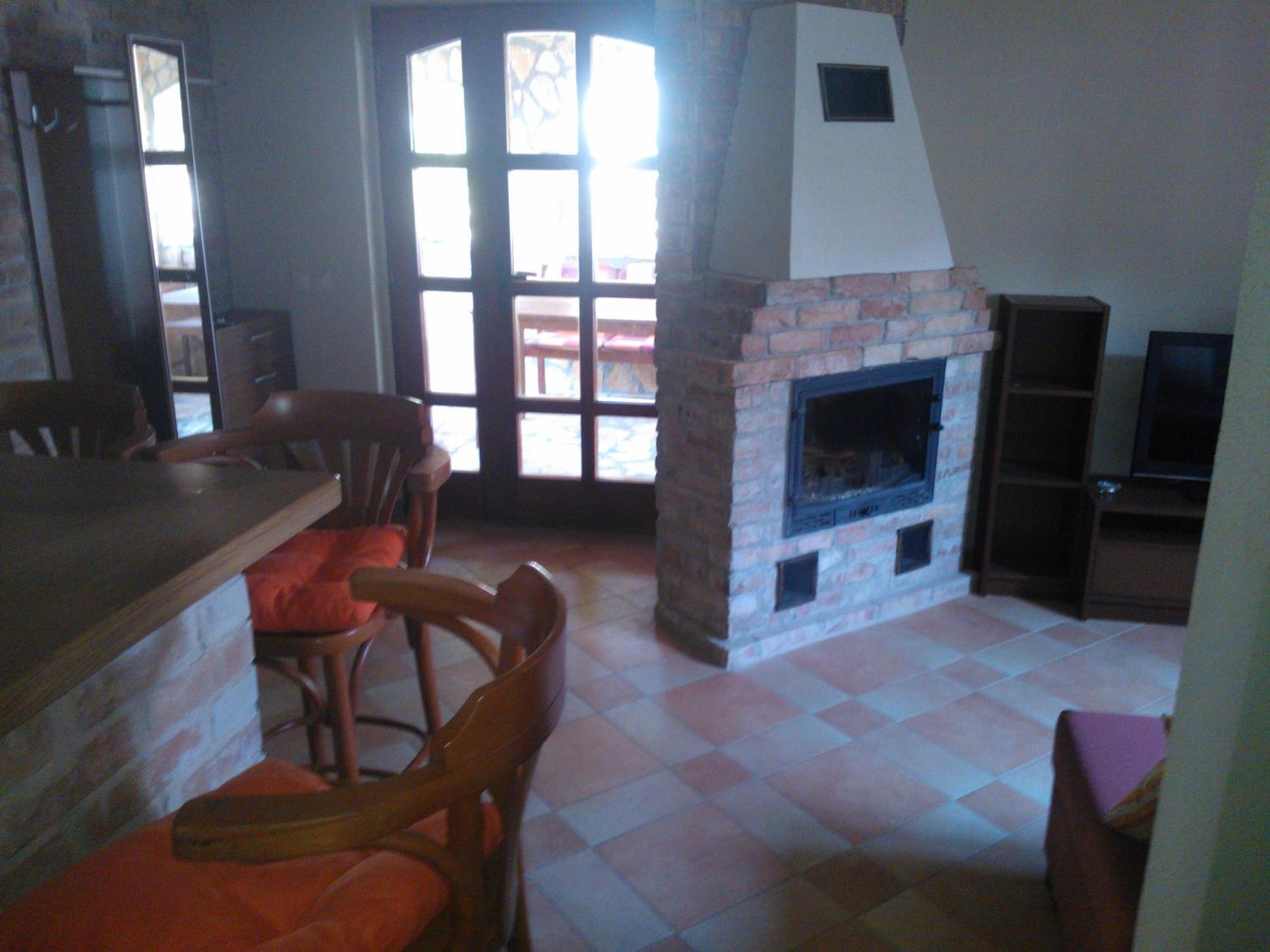 Mediterran Apartmanhaz Szántód Zimmer foto