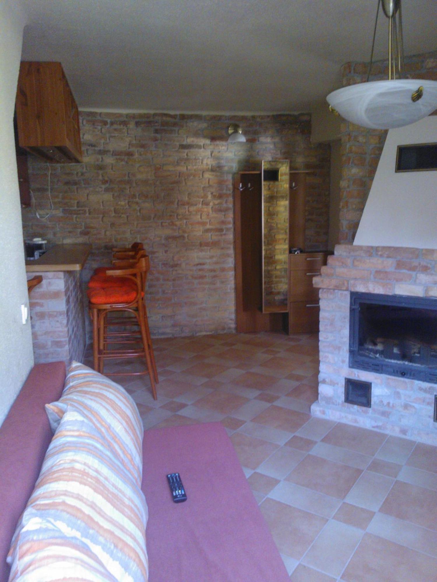 Mediterran Apartmanhaz Szántód Zimmer foto